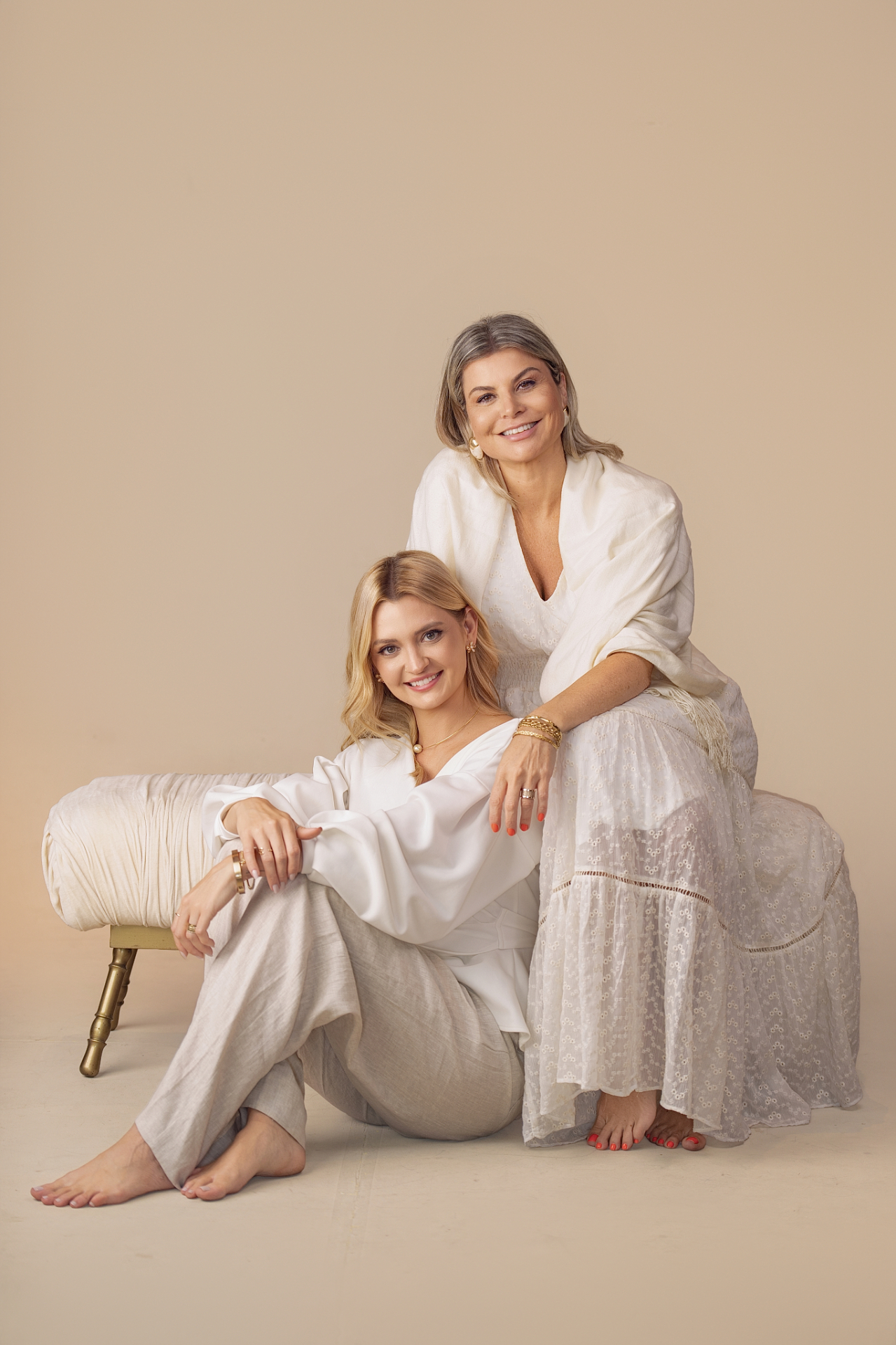 Retrato de Bruna e Ana, fundadoras do Jardim Secreto